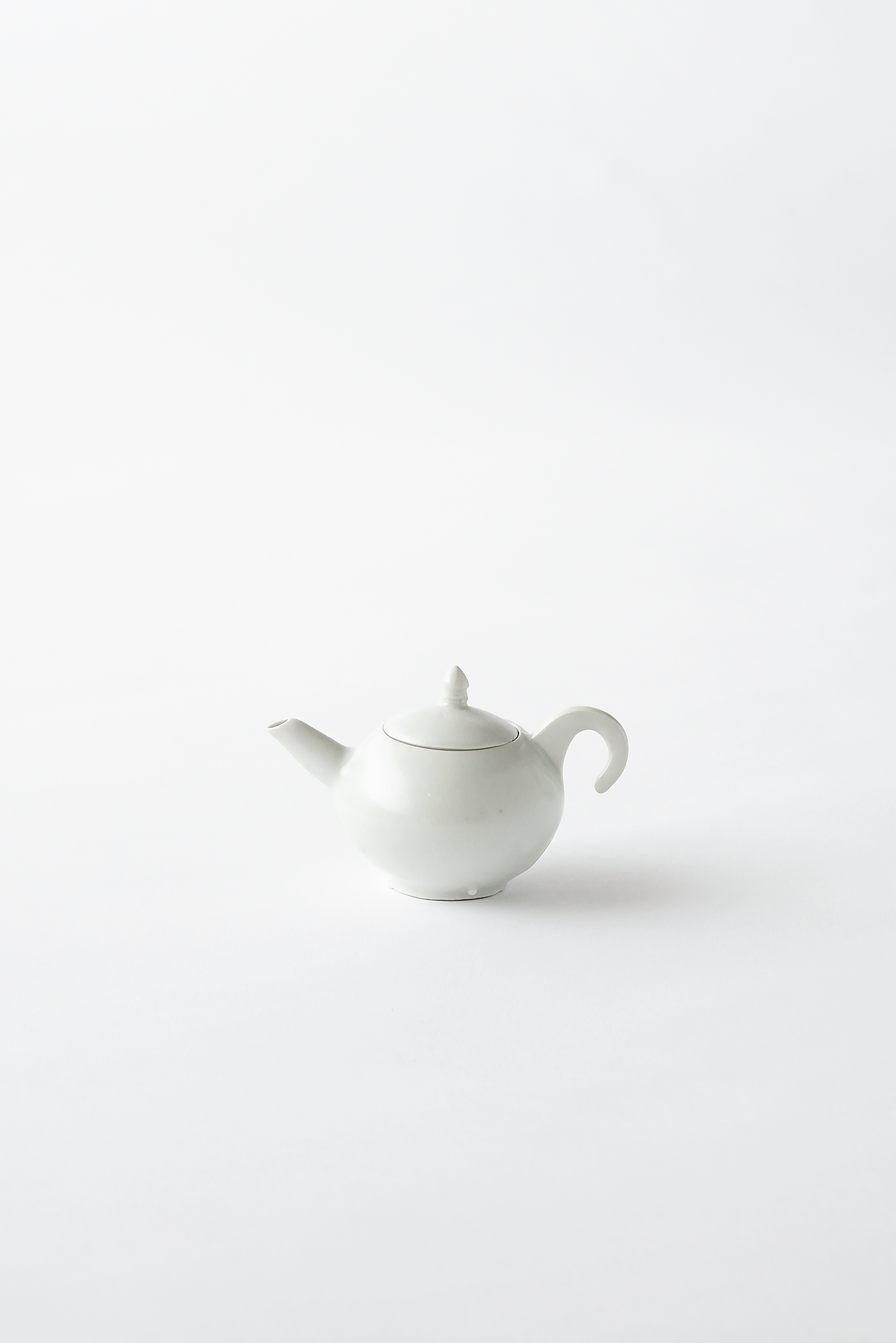 田中茂雄31白瓷｜鍵手茶壺