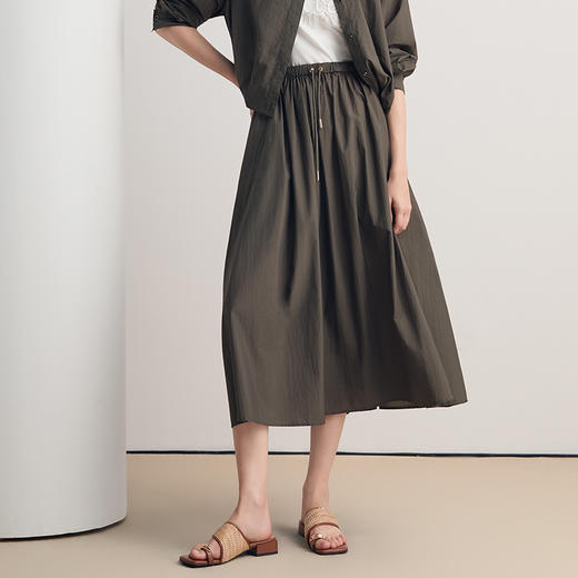 EITIE爱特爱2026夏季新款百搭通勤简约显瘦休闲A字过膝半身裙8606305 商品图8