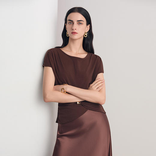 EITIE爱特爱2026夏季新款时尚小众设计舒适弹力莱赛尔纯色T恤上衣8602303 商品图6