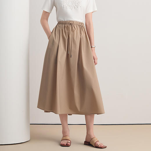 EITIE爱特爱2026夏季新款百搭通勤简约显瘦休闲A字过膝半身裙8606305 商品图3