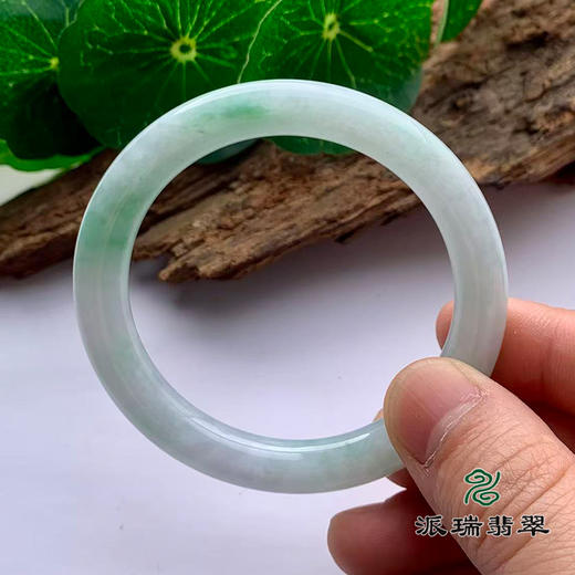 派瑞翡翠 翡翠手镯 糯种 绿色 商品图3