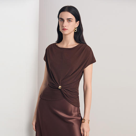 EITIE爱特爱2026夏季新款时尚小众设计舒适弹力莱赛尔纯色T恤上衣8602303 商品图4