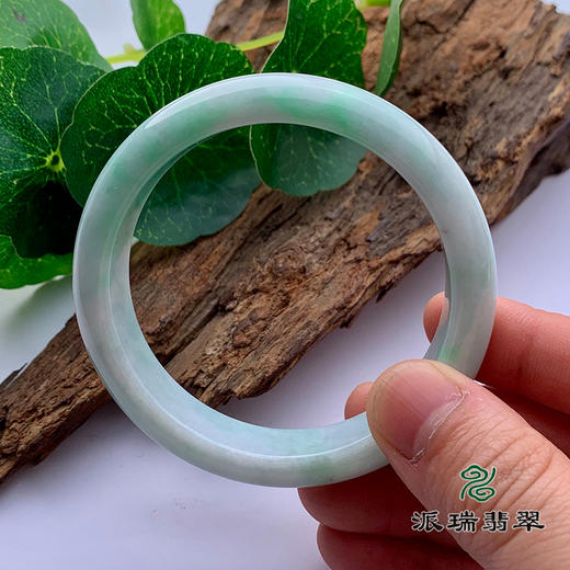 派瑞翡翠 翡翠手镯 糯种 绿色 商品图3