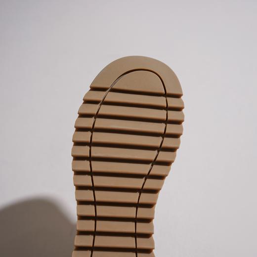 【牛皮革】西村名物2026年春季新款舒适平底防滑蝴蝶结饰扣简约大方浅口单鞋T26AE18161 商品图7