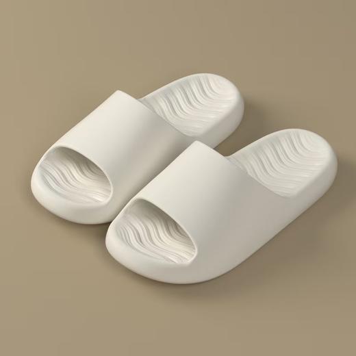 【多样屋专柜】多样屋新款情侣EVA踩屎感凉拖鞋/白36/37（拍大一码） 商品图0