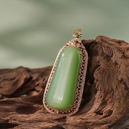 「穹宇」粉青金镶玉佩 商品图1