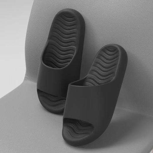 【多样屋专柜】多样屋新款情侣EVA踩屎感凉拖鞋/白36/37（拍大一码） 商品图6