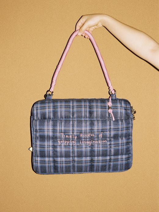 Tagi 小枕头刺绣串珠电脑包 手提日常休闲单肩防摔防震电脑包笔记本包 商品图5