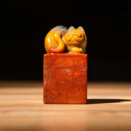 寿山石高山老料雕“猫”方章 商品图5