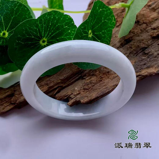 派瑞翡翠 翡翠手镯 糯种 绿色 商品图0