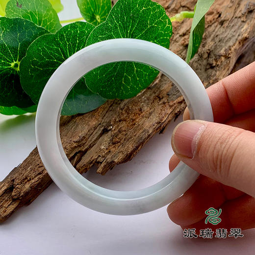 派瑞翡翠 翡翠手镯 糯种 绿色 商品图3
