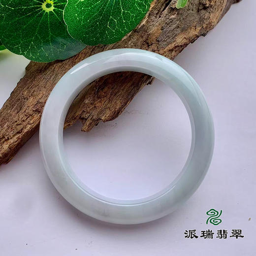 派瑞翡翠 翡翠手镯 糯种 绿色 商品图1