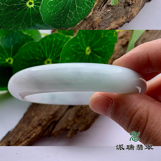 派瑞翡翠 翡翠手镯 糯种 绿色 商品图2