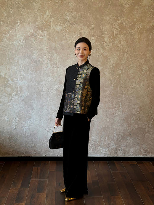 盛唐婧 | 轻奢老钱风龟裂纹拼天马纹宋锦马甲 商品图7