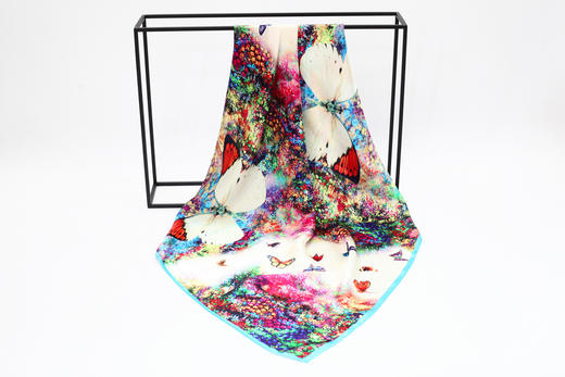 【多样屋专柜】兰之魅  BLUE CHARM艺术金方巾 100%优质桑蚕丝70*70cm 商品图12