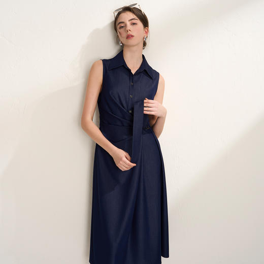 EITIE爱特爱气质翻领干练无袖不对称收腰仿牛仔连衣裙2026夏新款B2607230 商品图1