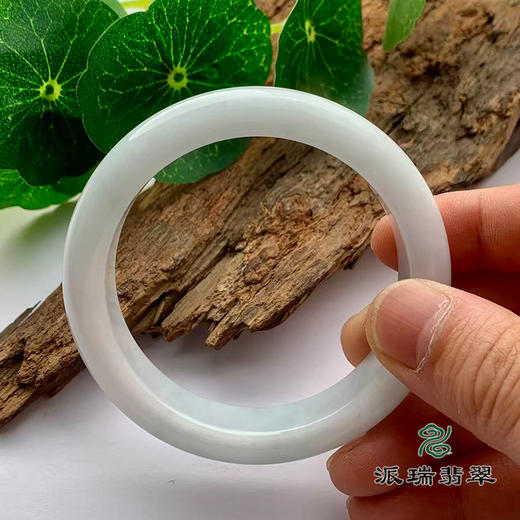派瑞翡翠 翡翠手镯 糯种 绿色 商品图3