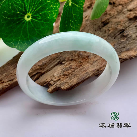派瑞翡翠 翡翠手镯 糯种 绿色 商品图0