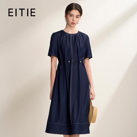 EITIE爱特爱气质松弛感文艺风抽绳收腰宽松直筒连衣裙2026夏新款B2607232 商品图2