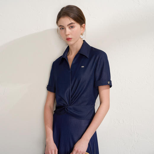 EITIE爱特爱扭结显瘦气质短款翻领短袖衬衫舒适上衣2026夏季新款B2613222 商品图2