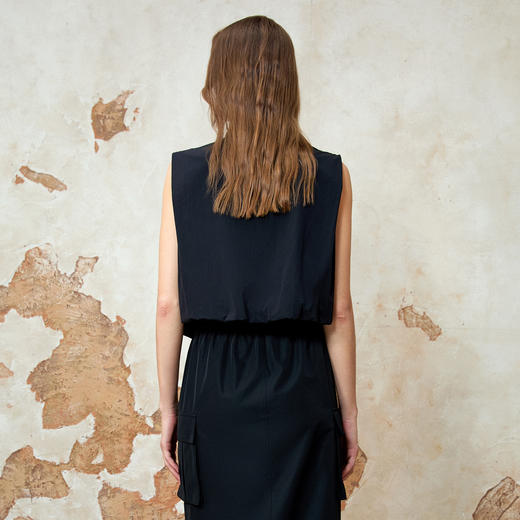 EITIE爱特爱休闲拉链无袖短款外套夏季新款8203902 商品图4