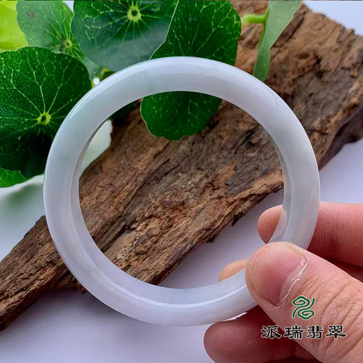 派瑞翡翠 翡翠手镯 糯种 绿色 飘花 商品图3