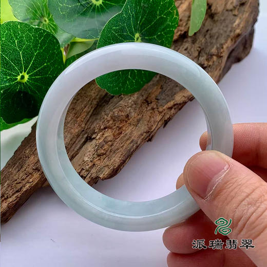 派瑞翡翠 翡翠手镯 糯种 绿色 商品图2