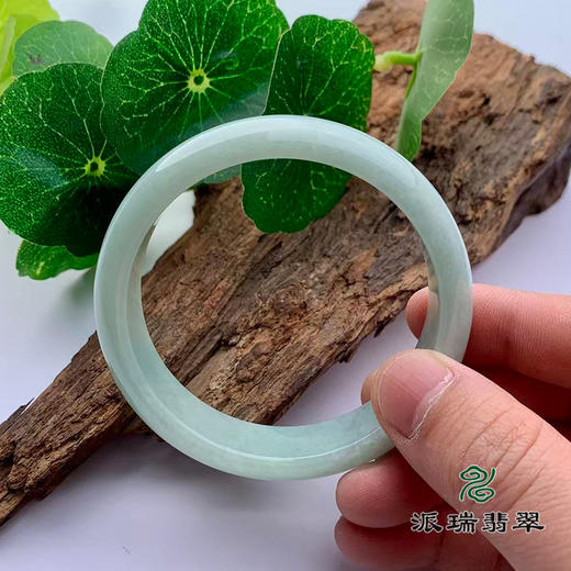 派瑞翡翠 翡翠手镯 糯种 绿色 商品图3