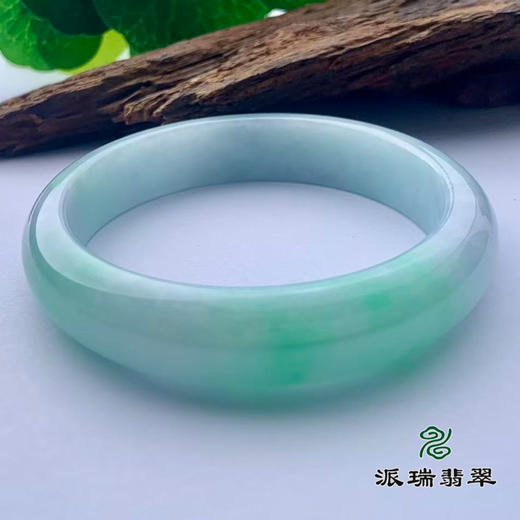 派瑞翡翠 翡翠手镯 糯种 绿色 商品图3