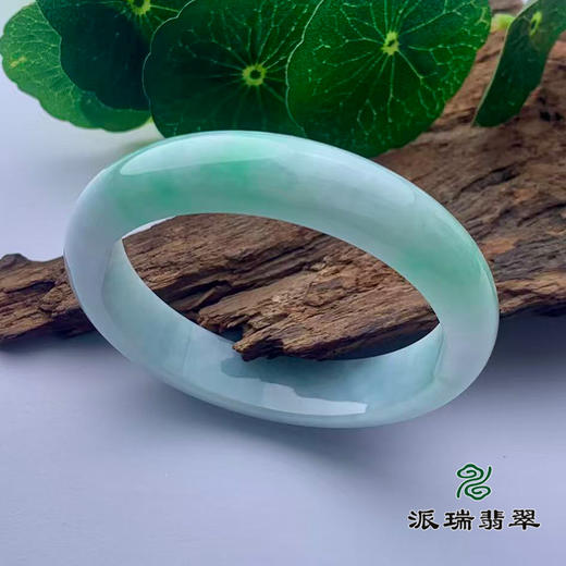 派瑞翡翠 翡翠手镯 糯种 绿色 商品图0