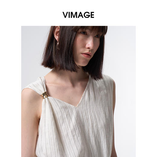 VIMAGE纬漫纪2026夏季新款条纹修身收腰无袖显瘦百搭上衣V2513224 商品图3