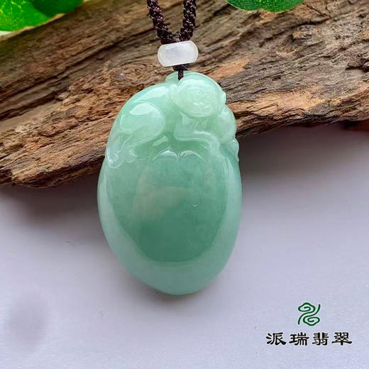 派瑞翡翠 翡翠挂件 糯种 绿色 商品图0