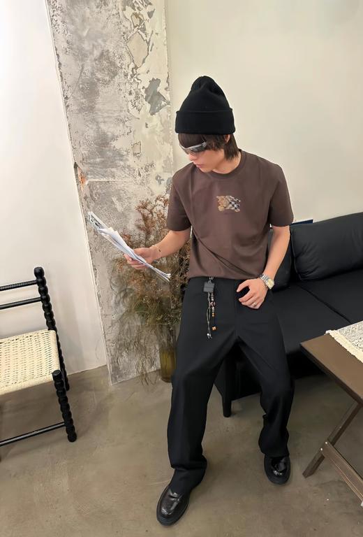 BUR早春新款战马格纹徽章标识圆领短袖 三个色 商品图9