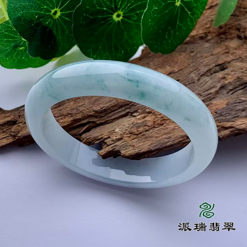 派瑞翡翠 翡翠手镯 糯种 飘花