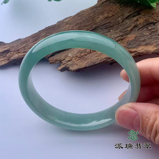 派瑞翡翠 翡翠手镯 糯种 油青 商品图3