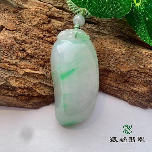 派瑞翡翠 翡翠挂件 糯种 绿色 商品图0