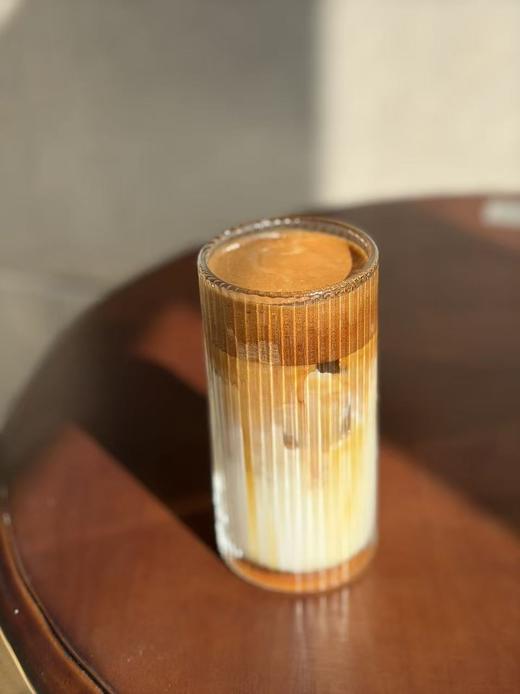 红茶鸳鸯拿铁Black Tea Latte 商品图0