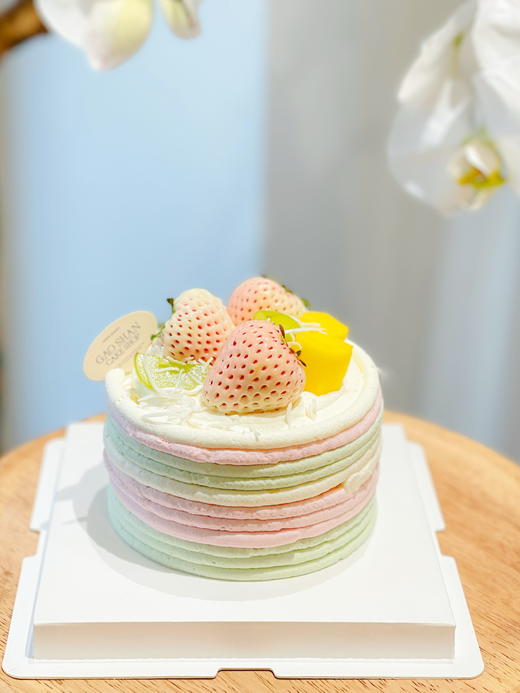 白色草莓蛋糕 商品图0