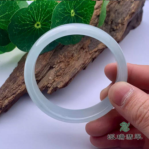 派瑞翡翠 翡翠手镯 糯种 绿色 飘花 商品图3
