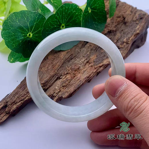 派瑞翡翠 翡翠手镯 糯种 绿色 飘花 商品图3