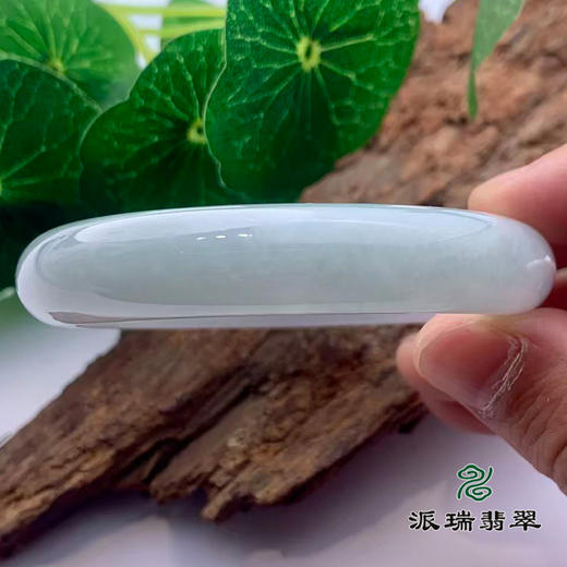 派瑞翡翠 翡翠手镯 糯种 绿色 商品图2
