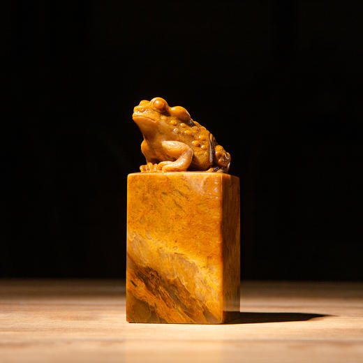 巴林黄冻老料雕“金蟾”方章 商品图5