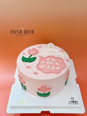 当地小有名气的美女