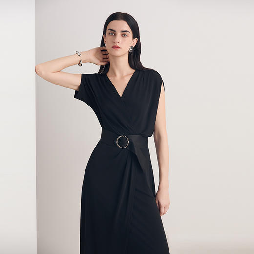 EITIE爱特爱法式气质V领显瘦收腰无袖连衣裙2026夏季新款8607317 商品图5