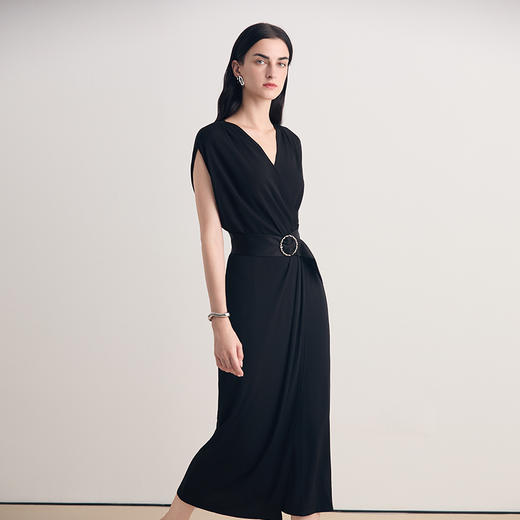 EITIE爱特爱法式气质V领显瘦收腰无袖连衣裙2026夏季新款8607317 商品图3