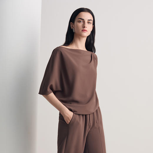 EITIE爱特爱2026夏季新款一字肩修身显瘦收腰气质大气上衣8613323 商品图2