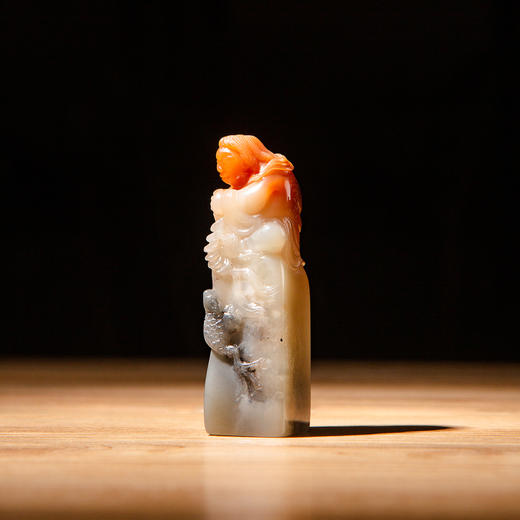 寿山石鸡母窝老料雕“刘海戏金蟾”方章 商品图5