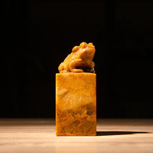 巴林黄冻老料雕“金蟾”方章 商品图4