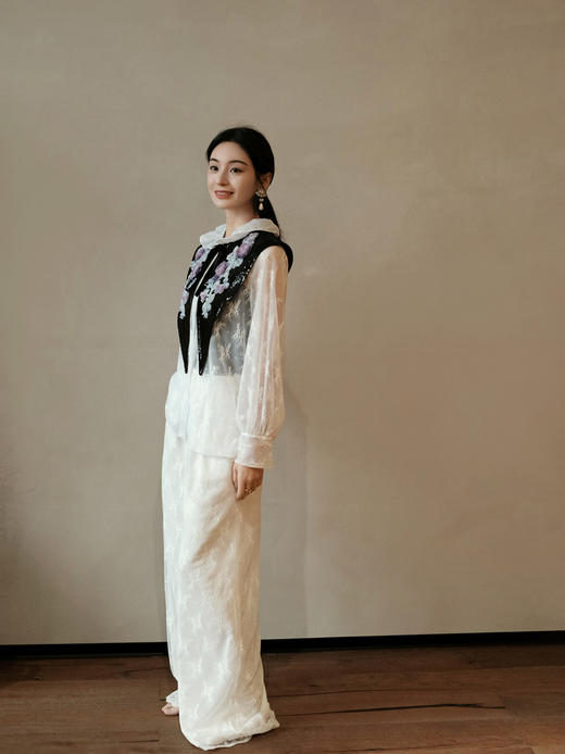 廷前观棠 | 风袂莹白薄纱长裤 商品图4