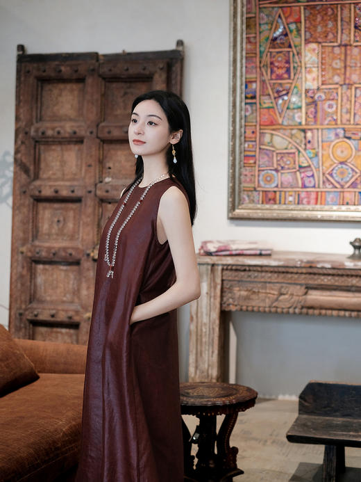 盛唐牡丹 | 紫檀色重缎红云纱连衣裙 商品图1